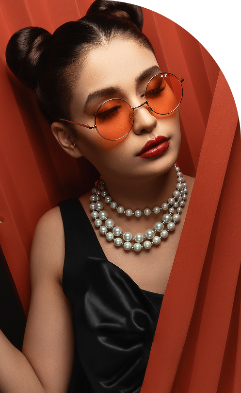 Woman wearing pearl jewelry